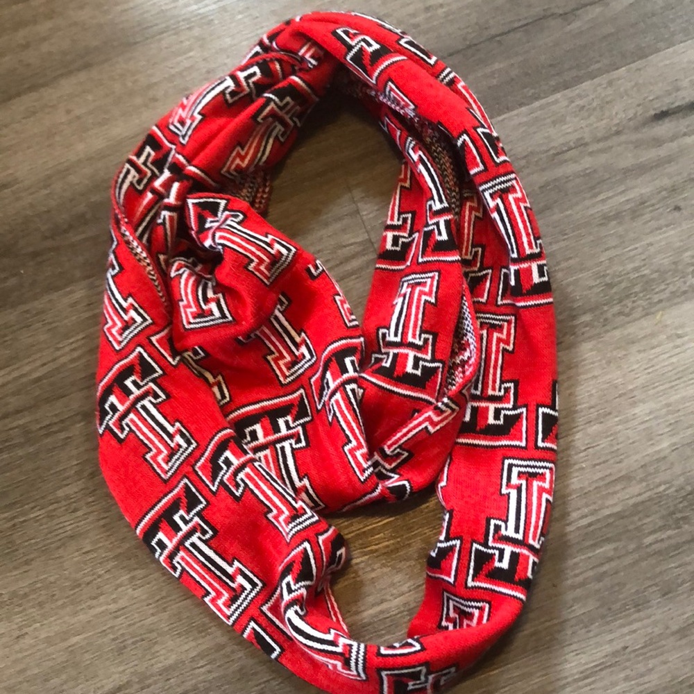 Texas Tech infinity scarf! Never worn